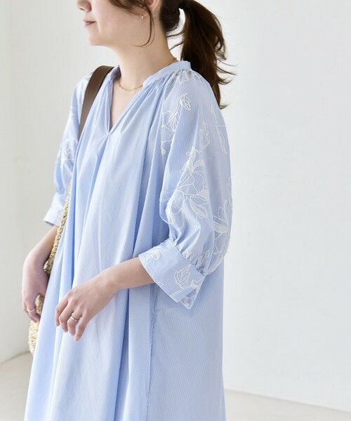 SHIPS / シップス ロング・マキシ丈ワンピース | 《予約》quaranciel:〈洗濯機可能〉ストライプ フラワー刺繍 スキッパー シャツ ワンピース | 詳細10