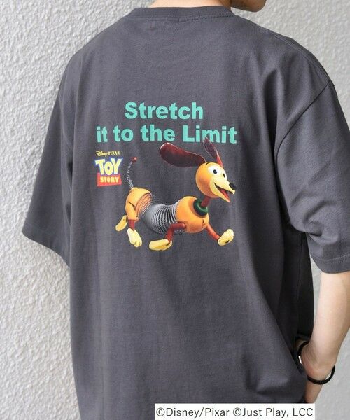 SHIPS / シップス Tシャツ | SHIPS any:〈洗濯機可能〉TOYSTORY/トイ・ストーリー/ メッセージ プリント ロゴ Tシャツ（ダークグレー）