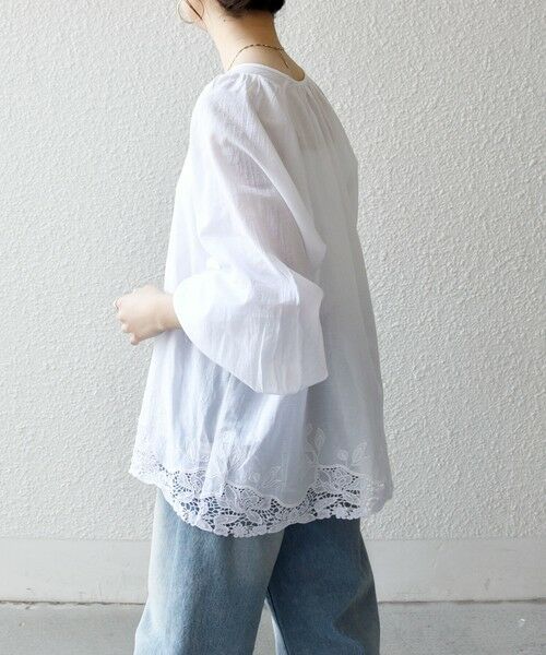 SHIPS / シップス シャツ・ブラウス | 《予約》SHIPS any:〈手洗い可能〉コットン レース ヘム キーネック ギャザー ブラウス | 詳細5