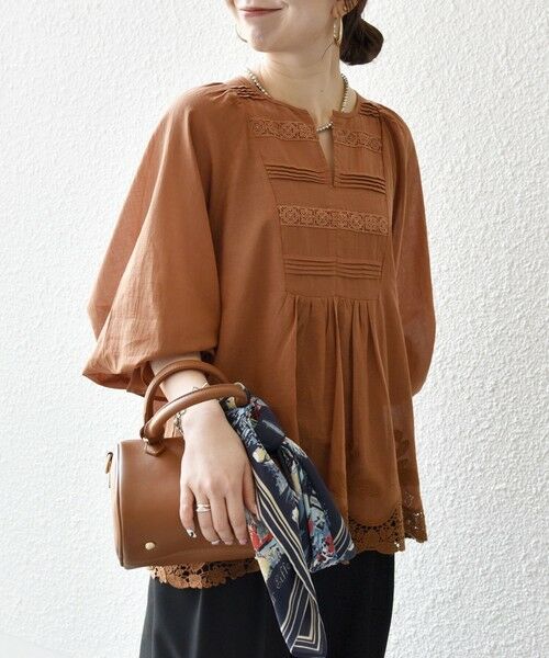 SHIPS / シップス シャツ・ブラウス | 《予約》SHIPS any:〈手洗い可能〉コットン レース ヘム キーネック ギャザー ブラウス | 詳細23