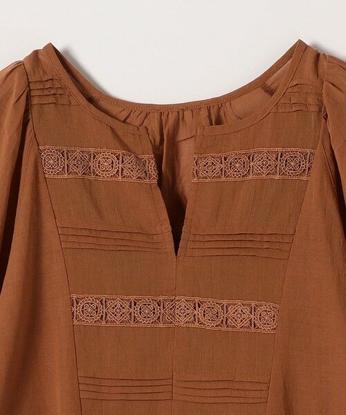 SHIPS / シップス シャツ・ブラウス | 《予約》SHIPS any:〈手洗い可能〉コットン レース ヘム キーネック ギャザー ブラウス | 詳細25