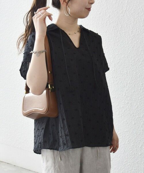 SHIPS / シップス シャツ・ブラウス | 《予約》SHIPS any:〈洗濯機可能〉ドット ジャカード タッセル スキッパー ブラウス | 詳細15