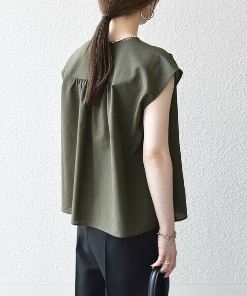 SHIPS / シップス シャツ・ブラウス | 《予約》SHIPS any:〈洗濯機可能〉Vネック フレンチ ギャザー ブラウス | 詳細13