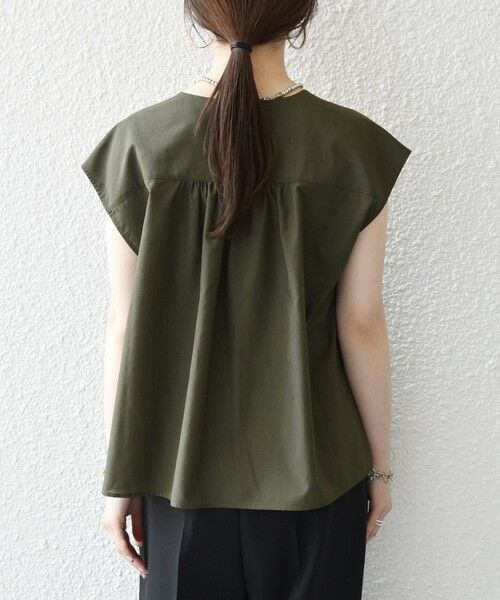 SHIPS / シップス シャツ・ブラウス | 《予約》SHIPS any:〈洗濯機可能〉Vネック フレンチ ギャザー ブラウス | 詳細25