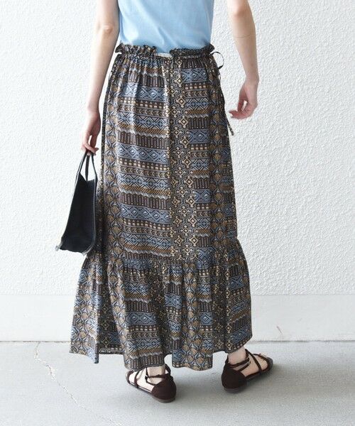 SHIPS / シップス ロング・マキシ丈スカート | 《予約》SHIPS any:〈洗濯機可能〉パッチワーク ジオメ プリント ドロスト ギャザー スカート | 詳細5