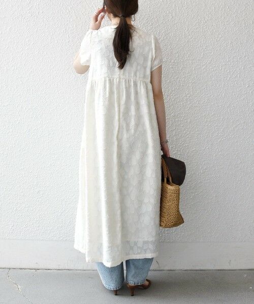 SHIPS / シップス ロング・マキシ丈ワンピース | 《予約》SHIPS any:〈手洗い可能〉カット ジャカード ウエスト ギャザー ワンピース | 詳細4