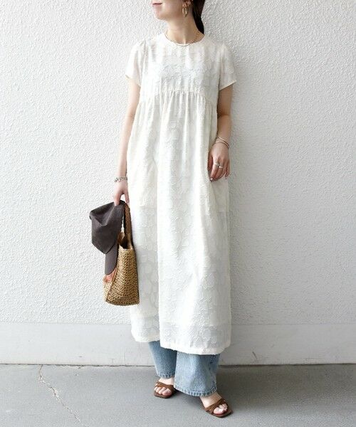 SHIPS / シップス ロング・マキシ丈ワンピース | 《予約》SHIPS any:〈手洗い可能〉カット ジャカード ウエスト ギャザー ワンピース | 詳細5