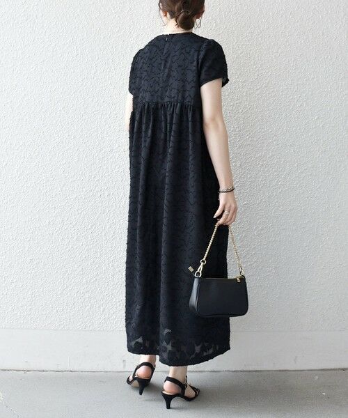 SHIPS / シップス ロング・マキシ丈ワンピース | 《予約》SHIPS any:〈手洗い可能〉カット ジャカード ウエスト ギャザー ワンピース | 詳細11