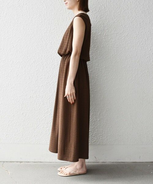 SHIPS / シップス ロング・マキシ丈ワンピース | 《予約》SHIPS any:〈洗濯機可能〉ブラウジング バイカラー フレンチスリーブ ワンピース | 詳細28