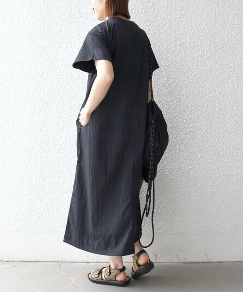 SHIPS / シップス ロング・マキシ丈ワンピース | 《予約》SHIPS any:〈多機能/洗濯機可能〉シェルテック ドロスト ロング ワンピース | 詳細7