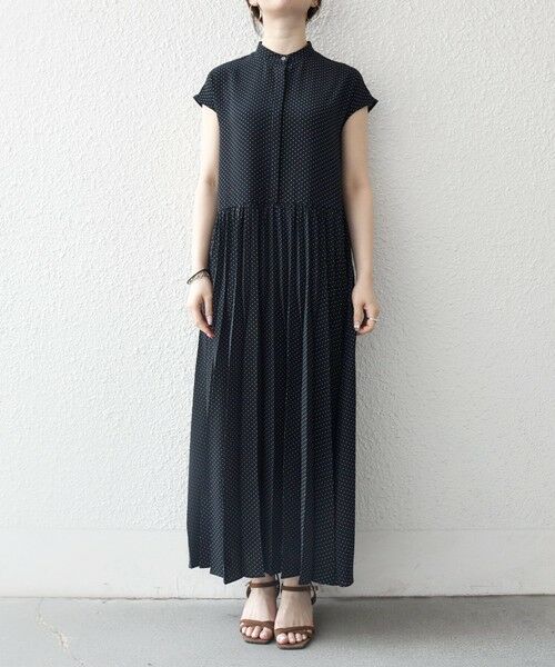 SHIPS / シップス ロング・マキシ丈ワンピース | SHIPS any:〈手洗い可能〉ドット バンドカラー フレンチ プリーツ ロング ワンピース | 詳細15