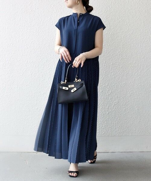 SHIPS / シップス ロング・マキシ丈ワンピース | 《予約》SHIPS any:〈手洗い可能〉ドット バンドカラー フレンチ プリーツ ロング ワンピース | 詳細10