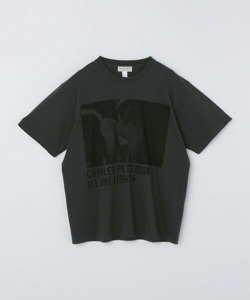 SHIPS / シップス Tシャツ | ILL180°: CHARLES PETERSON S/S TEE MUD 2（ブラック）