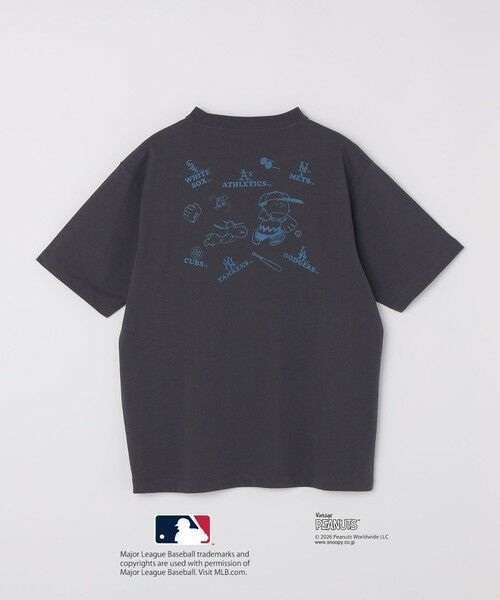 SHIPS / シップス Tシャツ | SHIPS: PEANUTS×MLB プリント Tシャツ 26SS（チャコールグレー）