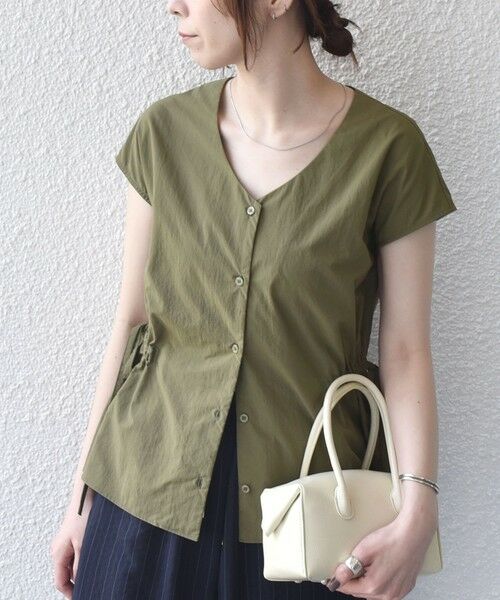 SHIPS / シップス シャツ・ブラウス | 《予約》SHIPS Colors:〈接触冷感・UVカット・透湿〉ファンクション ギャザー ブラウス◆ | 詳細23