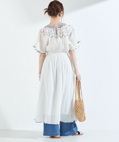 SHIPS / シップス ロング・マキシ丈ワンピース | 《予約》SHIPS Colors:〈手洗い可能〉楊柳 エンブロイダリー ワンピース◆ | 詳細16