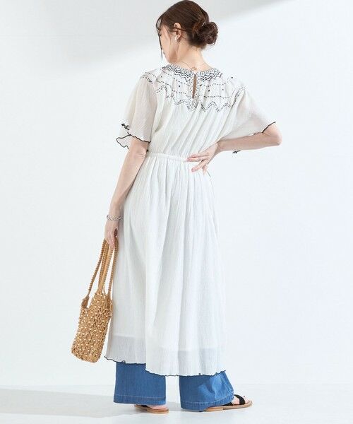 SHIPS / シップス ロング・マキシ丈ワンピース | 《予約》SHIPS Colors:〈手洗い可能〉楊柳 エンブロイダリー ワンピース◆ | 詳細17