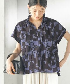 SHIPS / シップス シャツ・ブラウス | 《予約》〈手洗い可能〉サッカー プリント フリル ネック 半袖 ブラウス