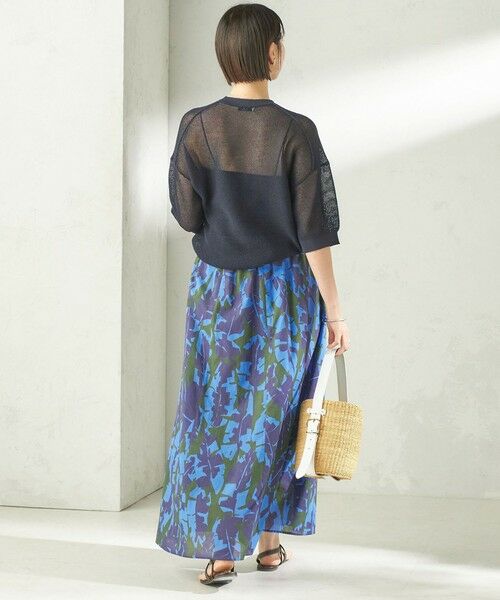 SHIPS / シップス ロング・マキシ丈スカート | 《予約》〈手洗い可能〉DEVEAUX リーフ プリント スカート | 詳細26