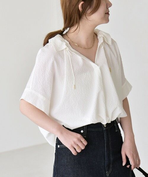 SHIPS / シップス シャツ・ブラウス | 《予約》quaranciel:〈手洗い可能〉サッカー ドロストカラー スキッパー シャツ ブラウス（オフホワイト）