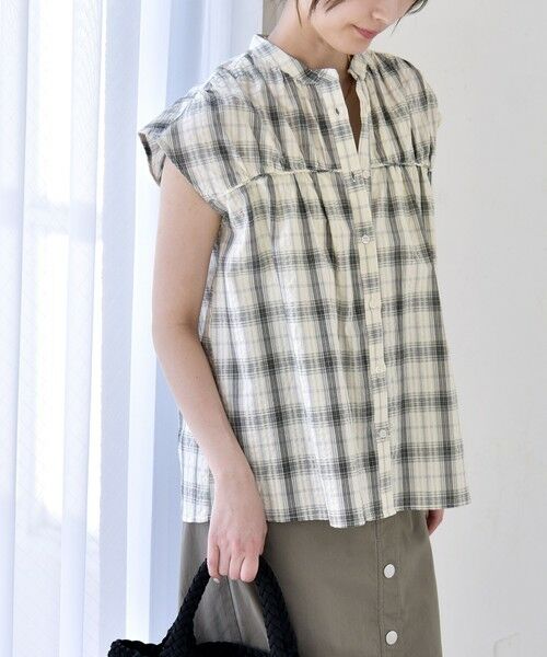 SHIPS / シップス シャツ・ブラウス | 《予約》quaranciel:〈手洗い可能〉チェック ギャザー バンドカラー フレンチ シャツ | 詳細4