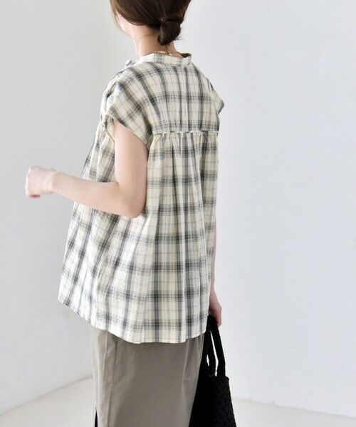 SHIPS / シップス シャツ・ブラウス | 《予約》quaranciel:〈手洗い可能〉チェック ギャザー バンドカラー フレンチ シャツ | 詳細7