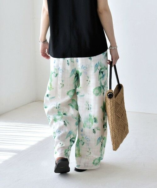 SHIPS / シップス その他パンツ | 《予約》quaranciel:〈洗濯機可能〉ボタニカル プリント イージー ワイド パンツ | 詳細28