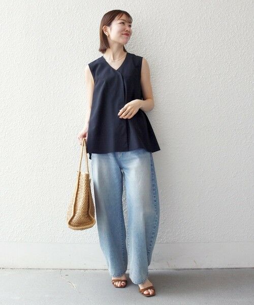 SHIPS / シップス シャツ・ブラウス | 《予約》SHIPS any:〈防しわ/接触冷感/UVカット/洗濯機可能〉ファンクション Vネック ノースリーブ フレア ブラウス | 詳細1