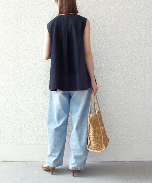 SHIPS / シップス シャツ・ブラウス | 《予約》SHIPS any:〈防しわ/接触冷感/UVカット/洗濯機可能〉ファンクション Vネック ノースリーブ フレア ブラウス | 詳細2
