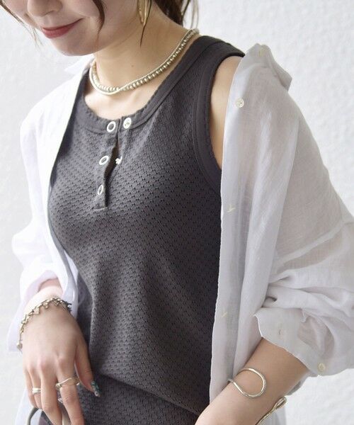 SHIPS / シップス タンクトップ | 《予約》SHIPS any:〈洗濯機可能〉透かし レース ヘンリーネック ノースリーブ タンク | 詳細14