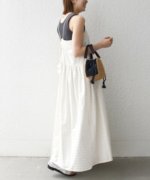 SHIPS / シップス ロング・マキシ丈ワンピース | 《予約》SHIPS any:〈洗濯機可能〉ラメ ジャカード タッセル キャミ ワンピース | 詳細3