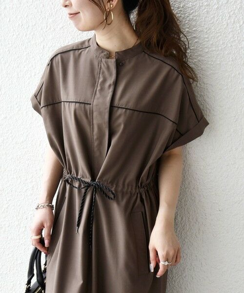 SHIPS / シップス ロング・マキシ丈ワンピース | 《予約》SHIPS any:〈防しわ/接触冷感/洗濯機可能〉ファンクション パイピング ドロスト ワンピース | 詳細15