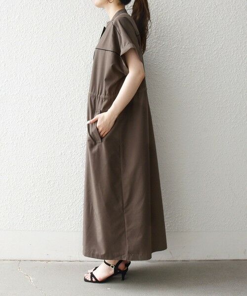 SHIPS / シップス ロング・マキシ丈ワンピース | 《予約》SHIPS any:〈防しわ/接触冷感/洗濯機可能〉ファンクション パイピング ドロスト ワンピース | 詳細17