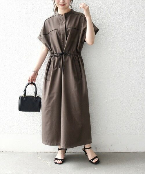 SHIPS / シップス ロング・マキシ丈ワンピース | 《予約》SHIPS any:〈防しわ/接触冷感/洗濯機可能〉ファンクション パイピング ドロスト ワンピース | 詳細9