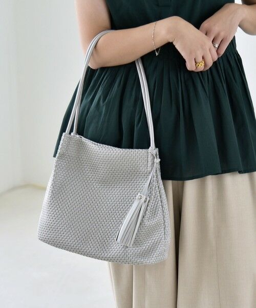 SHIPS / シップス トートバッグ | quaranciel: メッシュ タッセル トート バッグ | 詳細1