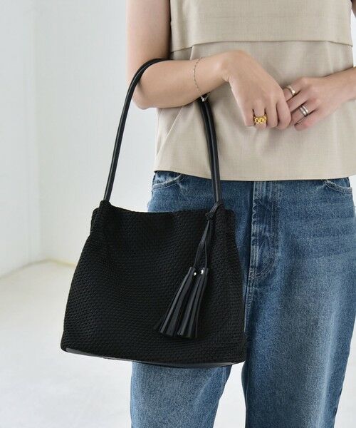 SHIPS / シップス トートバッグ | quaranciel: メッシュ タッセル トート バッグ（ブラック）
