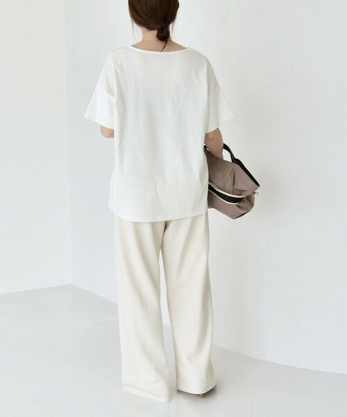 SHIPS / シップス Tシャツ | 《予約》quaranciel:〈接触冷感/汗染み防止加工/洗濯機可能〉Vネック タック ハーフスリーブ TEE | 詳細2