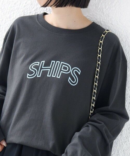 SHIPS / シップス Tシャツ | 《予約》【WEB限定】 SHIPS ラウンド プリント ロゴ ロングスリーブ TEE（ダークグレー）