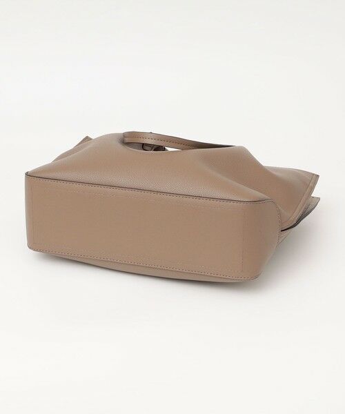 SHIPS / シップス トートバッグ | 《予約》quaranciel: 2way ハンドル スクエア トート バッグ（A4対応） | 詳細14