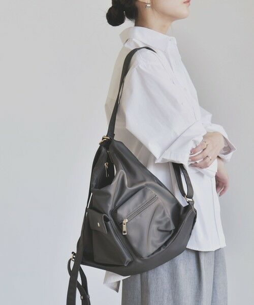 SHIPS / シップス ショルダーバッグ | 《予約》quaranciel:〈撥水加工〉3WAY ナイロン ポケット ショルダーバッグ（A4対応） | 詳細3