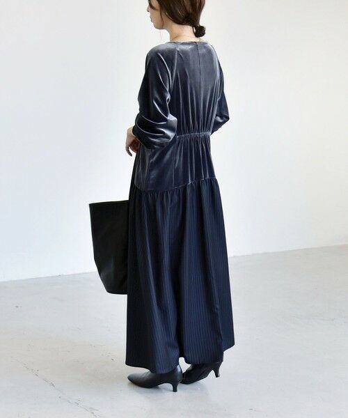 SHIPS / シップス ロング・マキシ丈ワンピース | 《予約》quaranciel:〈洗濯機可能〉ポリエステル ベロア ドロストコンビ ワンピース | 詳細3