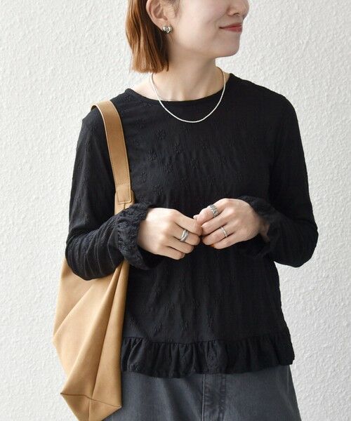 SHIPS / シップス カットソー | 《予約》SHIPS any:〈洗濯機可能〉フラワー レース ジャカード フリル ヘム プルオーバー（ブラック）