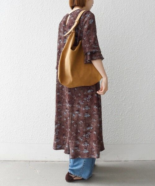 SHIPS / シップス ロング・マキシ丈ワンピース | 《予約》SHIPS any:〈洗濯機可能〉フラワー プリント シャーリング ロング ワンピース | 詳細18