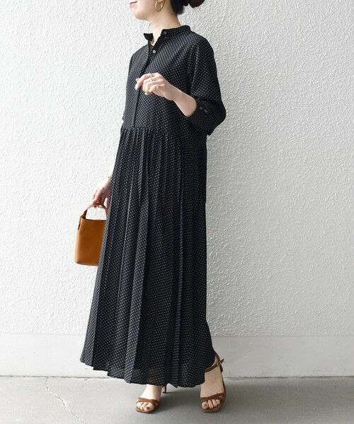 SHIPS / シップス ロング・マキシ丈ワンピース | 《予約》SHIPS any:〈手洗い可能〉ドット バンドカラー プリーツ ロング ワンピース | 詳細2