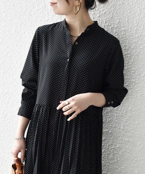 SHIPS / シップス ロング・マキシ丈ワンピース | 《予約》SHIPS any:〈手洗い可能〉ドット バンドカラー プリーツ ロング ワンピース | 詳細8