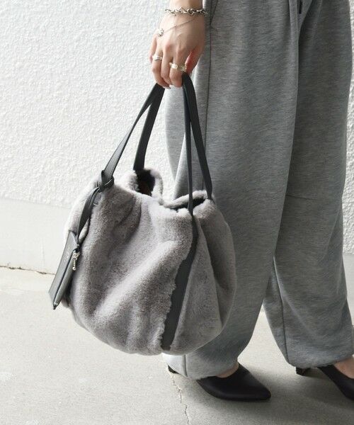 SHIPS / シップス トートバッグ | 《予約》【SHIPS any別注】Folna: 2WAY フェイクファー バッグ 26AW | 詳細3