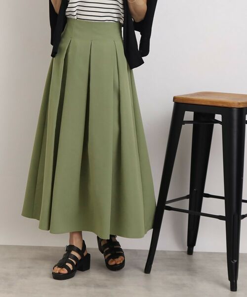 SHOO・LA・RUE / シューラルー ロング・マキシ丈スカート | 【きれいな裾の広がりで綺麗シルエット】ポプリンタックスカート | 詳細10