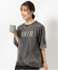 上品なシアー感 ロゴプリントTシャツ