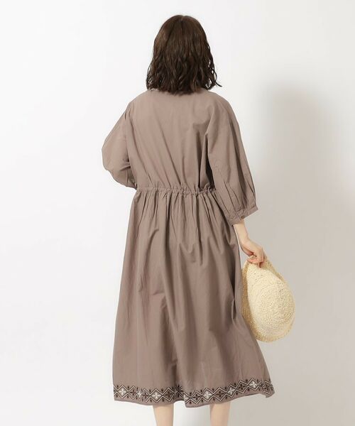 SHOO・LA・RUE / シューラルー ロング・マキシ丈ワンピース | さらりと着こなす インド綿 裾刺繍ワンピース | 詳細11