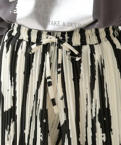 SHOO・LA・RUE / シューラルー ショート・ハーフ・半端丈パンツ | 【S-LL】柄プリーツ イージーワイドパンツ | 詳細15